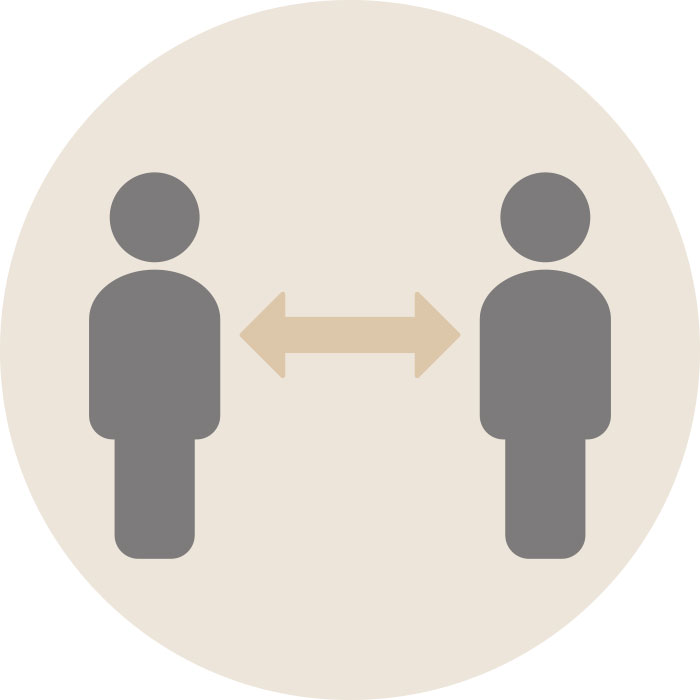 感覚を開けた席